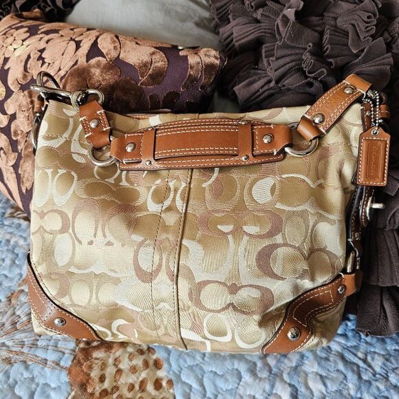 Coach Optic Carly Hobo Shoulder Bag Purse - Picture 1 of 8